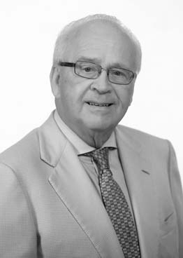James Andrews Headshot